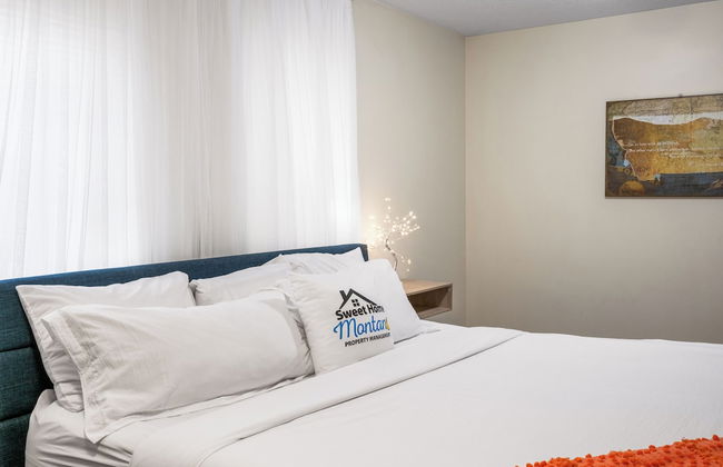 Bison at Buffalo Jump - Photo 4