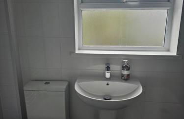 Stylish home in trendy area close to city centre, with parking - Foto 10