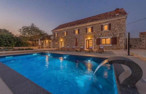 Four-Bedroom Holiday Home In Citluk - Foto 14