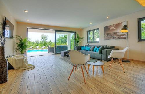 Villa Onyx for 12 people near Porec with 65 private pool and jacuzzi - Photo 26