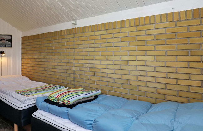 4 Person Holiday Home in Askeby - Foto 11