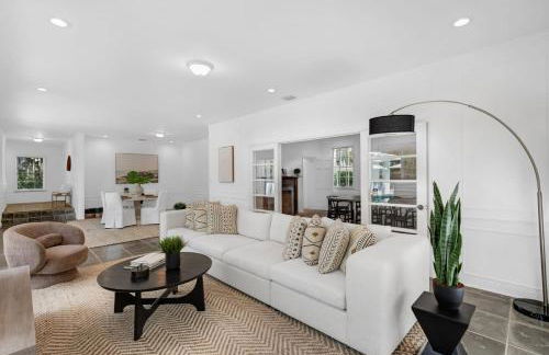 Memory Lane Cozy Home with Pool Lush South Miami - Foto 1