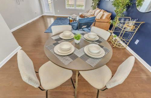 3BR Townhouse King Bed Garage Near NC State - Foto 3