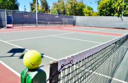 Romantic Cosy Cottage with Beach & Attractions just mins away! Perfect for Couples & Family Stays - Free Parking, Large Garden & Free WiFi - Foto 43