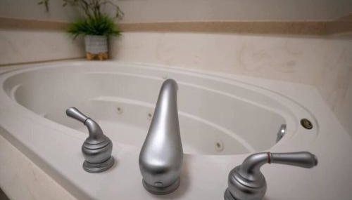 Lakeside Funscape LS33 Ski & Snowboard Hot Tub - Foto 5