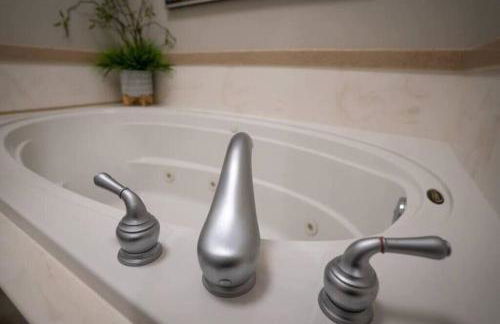 Lakeside Funscape LS33 Ski & Snowboard Hot Tub - Foto 5