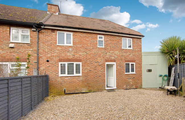 4 Bed - Sleeps 6 - Private Garden - Free Parking - Foto 23