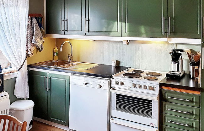 6 Person Holiday Home in Austrheim - Foto 7