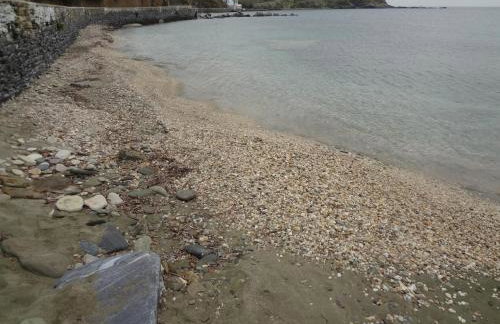 In front of the Beach. - Photo 27