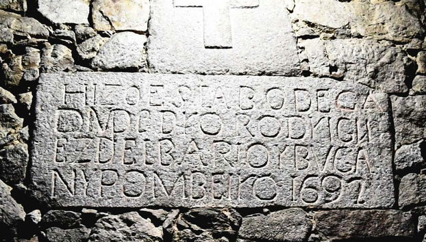 Casa Moreiras Winery Tour + Tasting - Foto 4