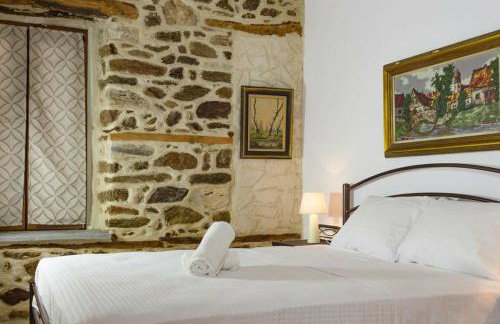 Marianthi's Stone House - Photo 21