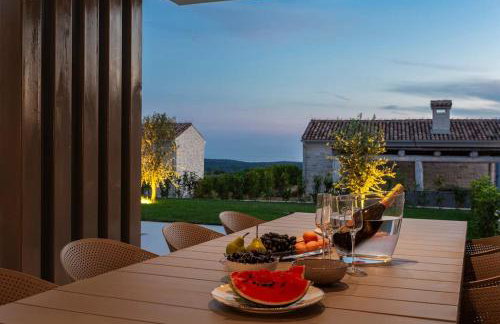 Design Villa Emily White with Seaview near Rovinj - Foto 28