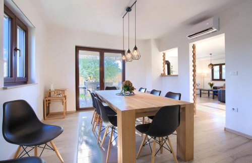 Family-Friendly Villa Amorea with Pool in Nature - Foto 45