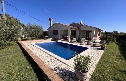 Villa van steen Mirela - Foto 2