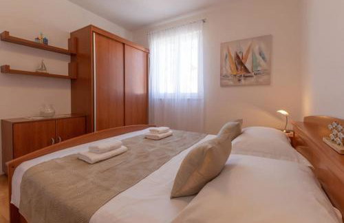SEA VIEW- spacious apartment with shared pool - Foto 19