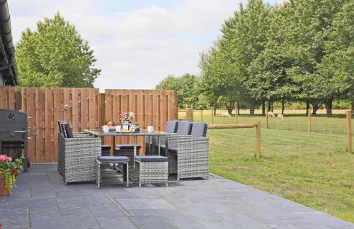 3 Bed in Barsham oc-bbarn - Photo 1