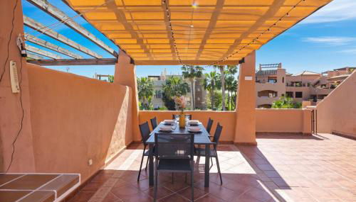 Prachtig penthouse met zeezicht en groot zonneterras - Photo 2