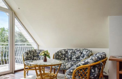 4 Bedroom Gorgeous Home In Nowe Warpno - Foto 15