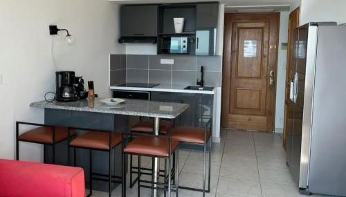 Les Pieds dans l'Eau - Foto 3