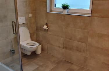 Moderne Neubau Ferienwohnung - Foto 9