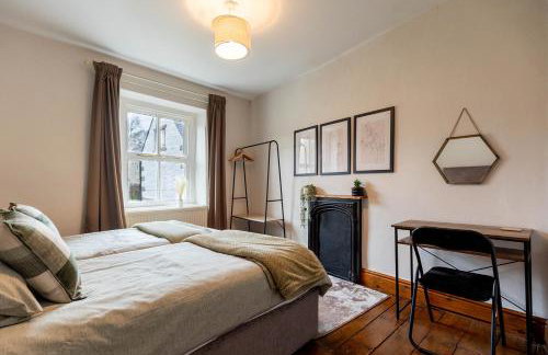 WEST VIEW COTTAGE - Charming Wensley Cottage in the Heart of Peaks - Photo 34