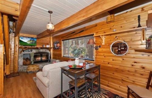 Bear Country Retreat, Fawnskin Near the Lake - Foto 16