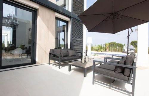 Strandnahe Design Villa mit Pool 2 Schlafzimmer 180 qm - Foto 20