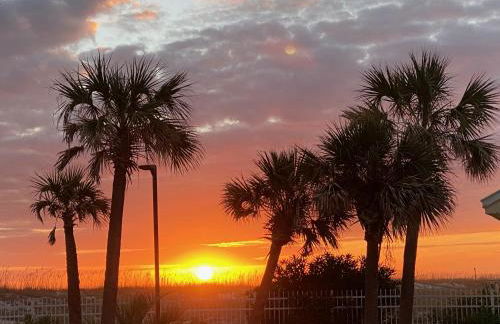 Pensacola Beach Gulf-Front 2BR Condo with Pool & Hot Tub - Photo 41