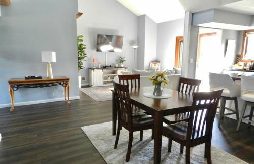 Derby House & Indoor Pickleball - Foto 15