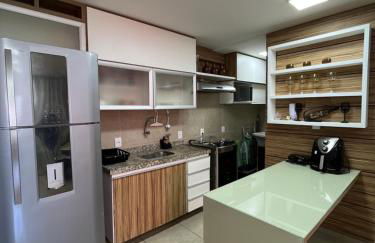 Quarto e sala completo de tudo na Ponta Verde a 300m da praia - Foto 9