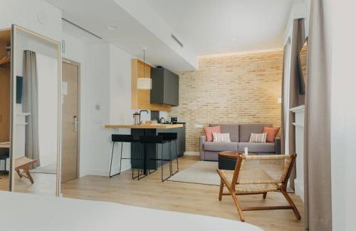 Aquitania Home Suites - Photo 9