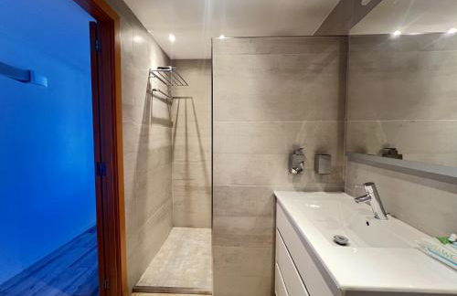 Apartamento Frente al Canal con Terraza y Vistas al Mar - Foto 35