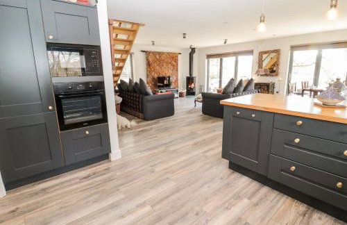 Romsey Lodge - Photo 10