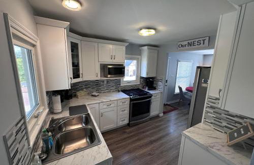 Charming Duplex on Main - Foto 9