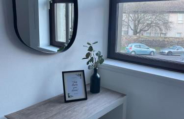 5 Roslin Place- 2 Bed Apartment - Photo 25