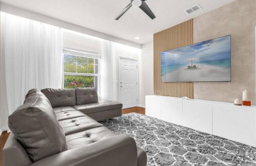 3 BD 2 BA Lucaya Village 13-102 - Foto 4