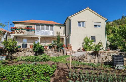 Quintinha dos Emigrantes - Foto 23