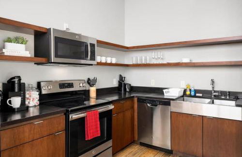 Chic Loft in Peoria Warehouse District - Foto 30