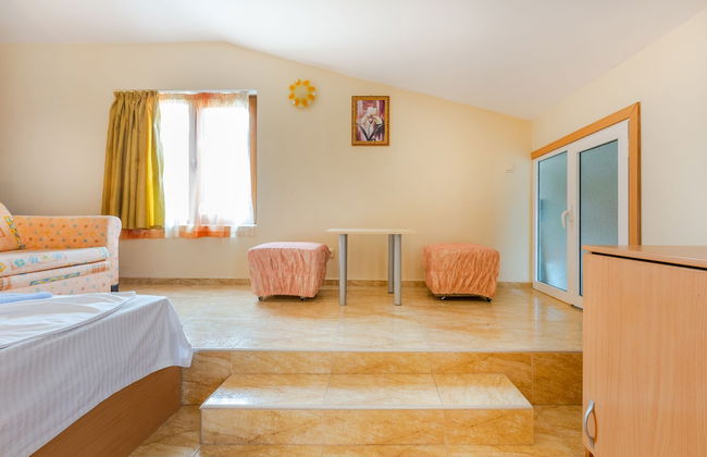 Family Studio in Dafinka Guest House - Photo 10