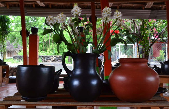 Black Pottery Workshop in La Chamba - Photo 4