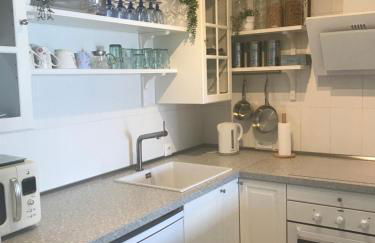 1st floor Penthouse sea and mountain view 5 min stroll to beach - Foto 6