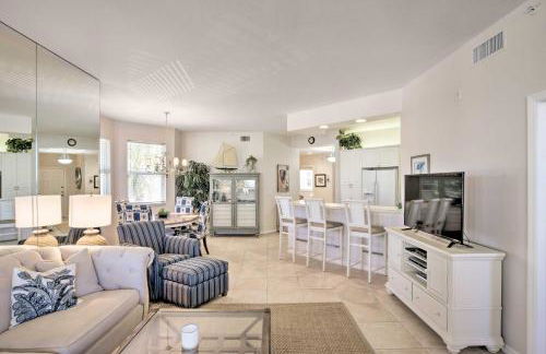 Waterfront Condo with Lanai and Views - Walk to Beach! - Photo 3