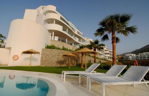 Mara's Apartments Higuerón West - Garden Villa - 246 m2 of Private Terrace & Garden - Like a House - Foto 15