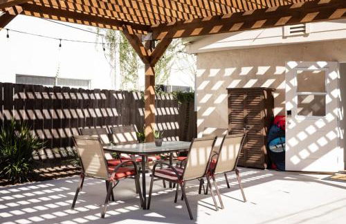 2BD Sashas Bungalow Beach Vibes 1 Block Away - Foto 39