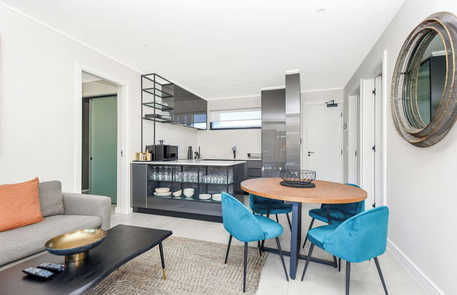 The Emerald 42 - Photo 1