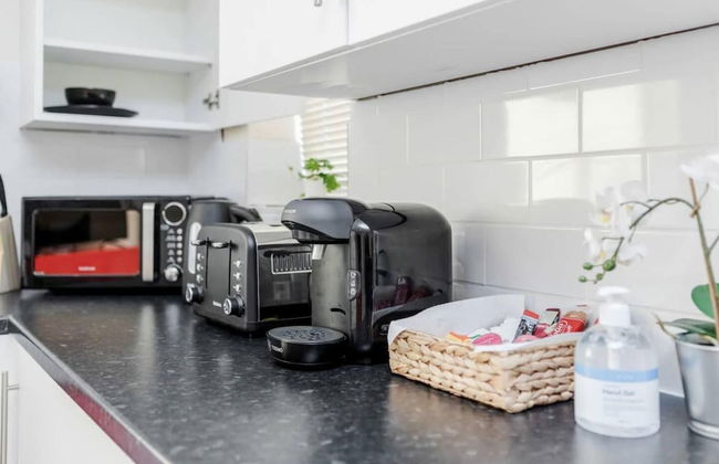 Cosy 2BR Maisonette Near Hospital & Stations - Foto 16