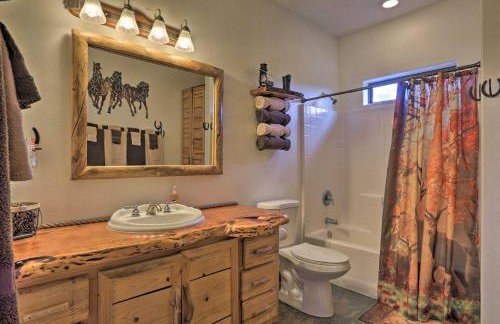 Overgaard Cabin w/ Pool Table & Incredible View - Foto 26