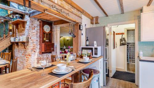 Hook & Hatchet - Uk48201 - Foto 5