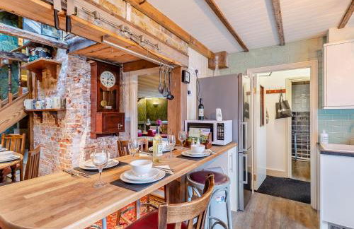 Hook & Hatchet - Uk48201 - Foto 5