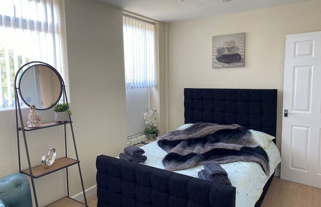 Apartment Sleeps 4, Free Parking, Pets Welcome - Foto 3